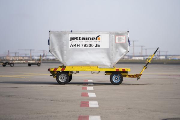 Jettainer